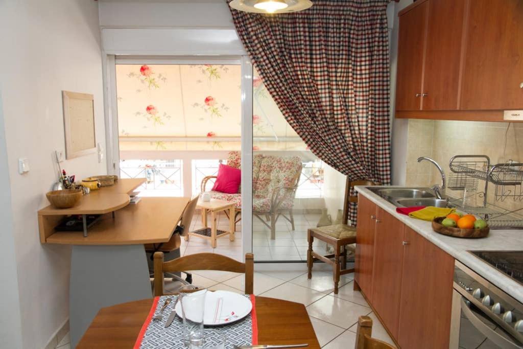Spacious Family Flat Near Parthenon Free Parking Atenas Exterior foto
